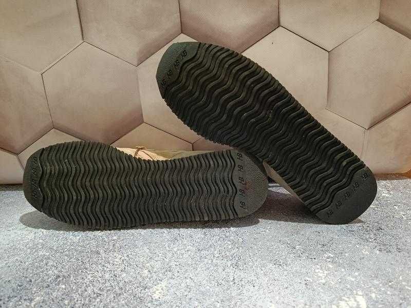 Чоловічі кросівки New Balance 420 Ідеал розмір 42,5