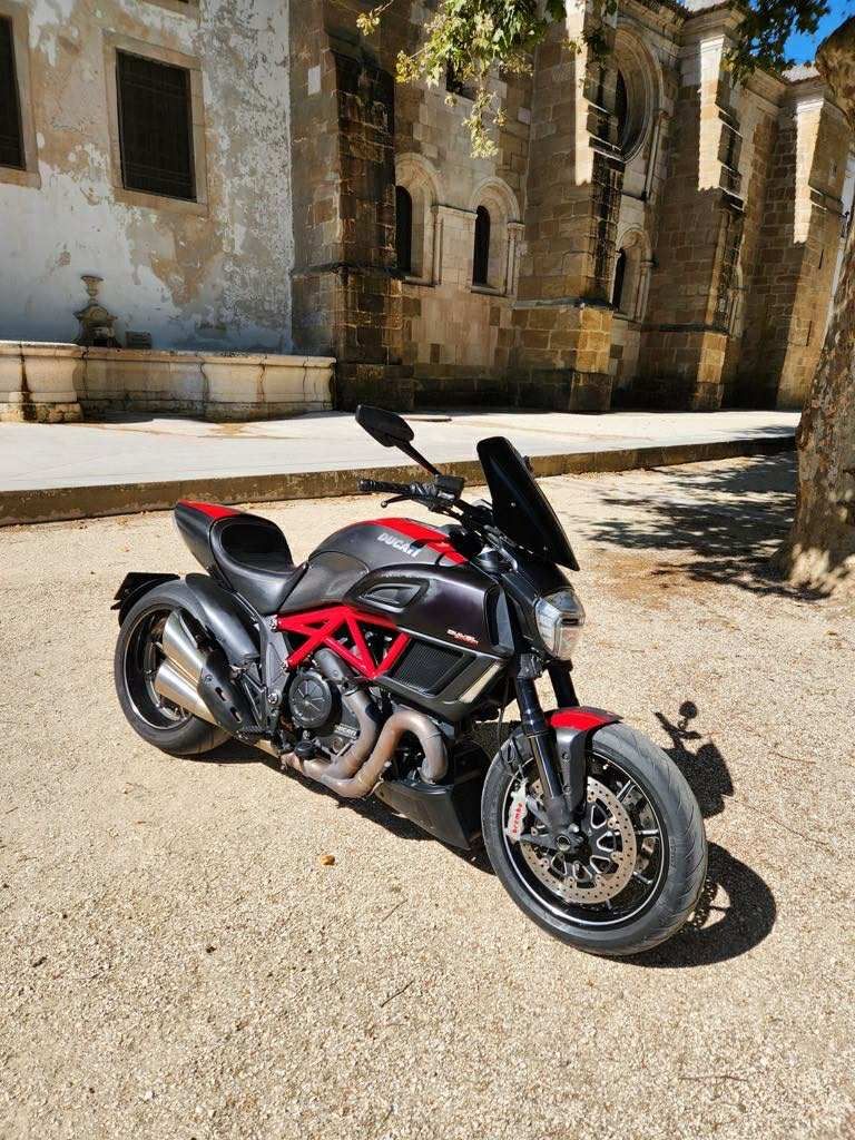 Ducati Diavel Carbon 1200