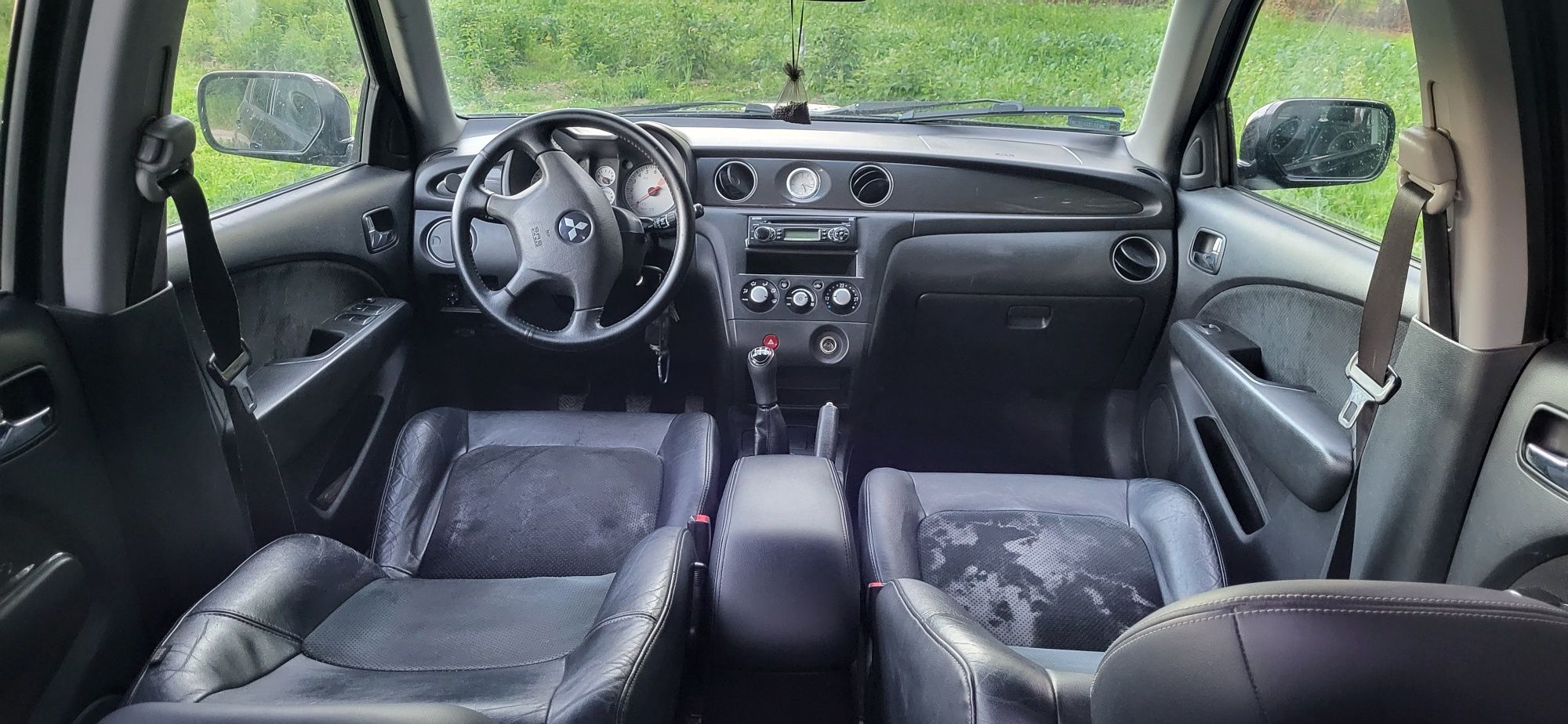 Mitsubishi Outlander 2.0t 4x4 B+G