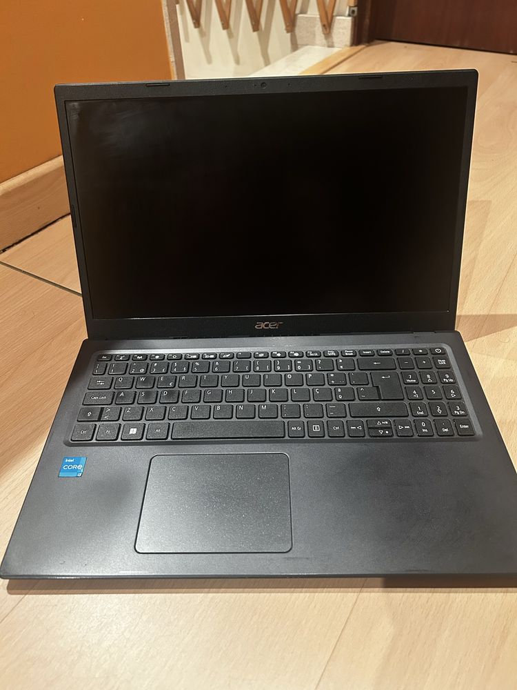 Portátil Acer Extensa 215-54 i3-1115G4 3.00GHz 8GB RAM 238GB SSD