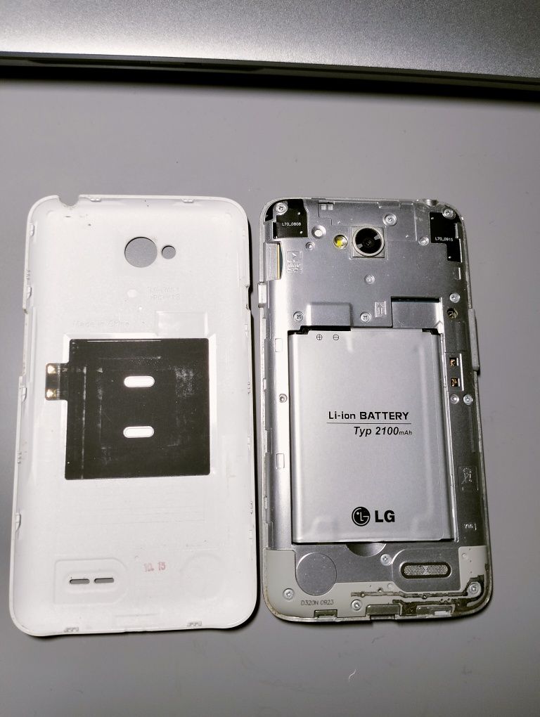LG L65 LG-D280N smartfon nie włącza się