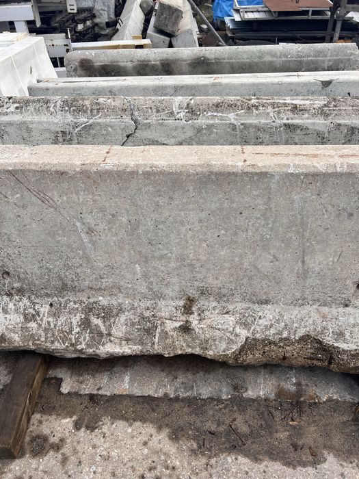 Bariera drogowa betonowa