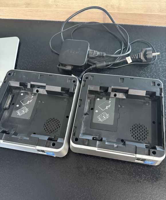 2 x komputer asus