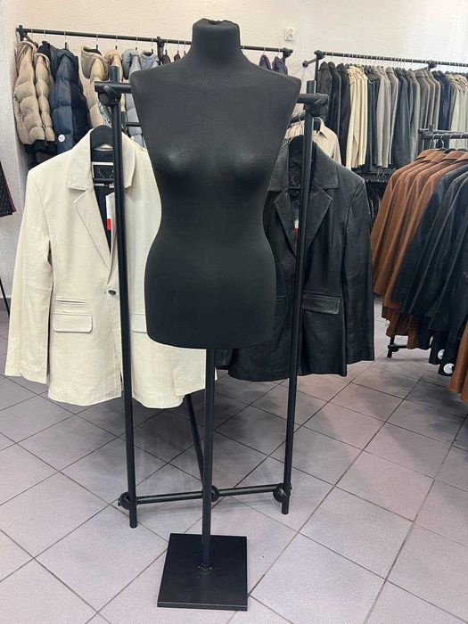 MANEKIN DAMSKI KRAWIECKI EKSPOZYCYJNY 36/38 – idealny stan, 3 sztuki