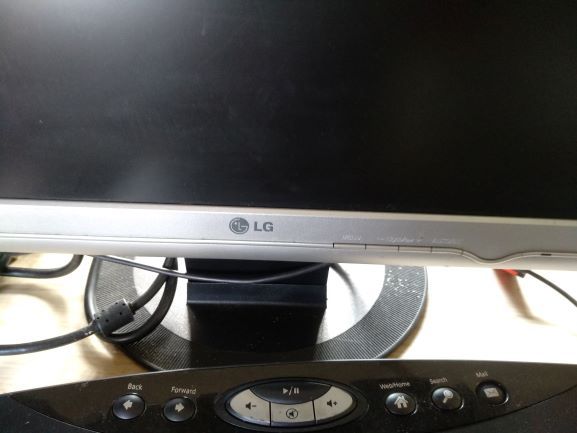 zestaw komputerowy - komputer stacjonarny monitor klawiatura myszka