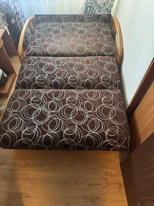 Łóżko typu wersalka