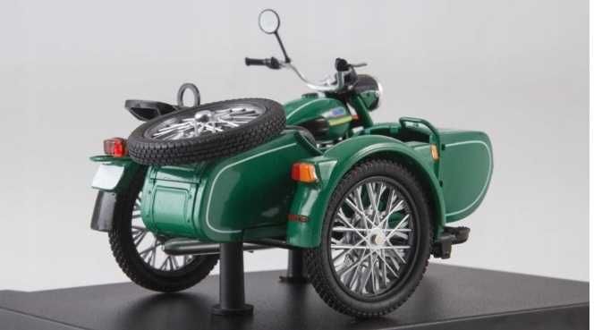 Motocykl IMZ-8.103-10 Ural skala 1/24