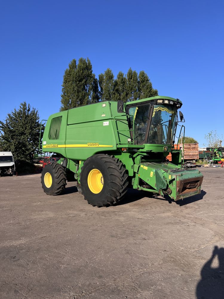 Комбайн John Deere 9880 sts