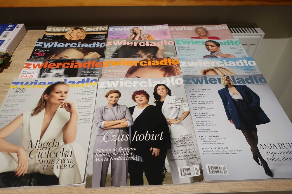 Miesięcznik Zwierciadło 28 szt. 21-24 rok
