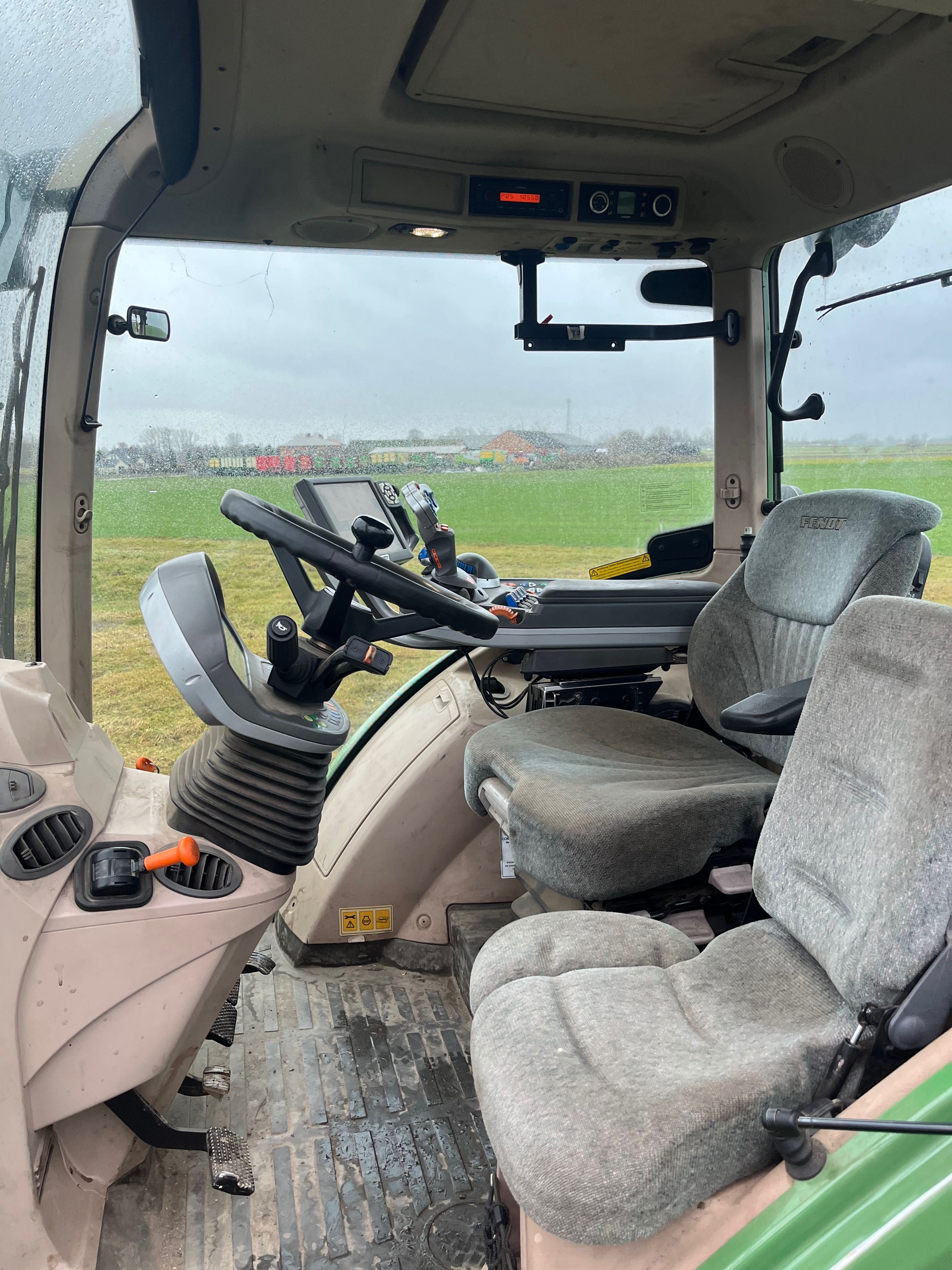 Fendt 724 GPS sprowadzony z Niemiec