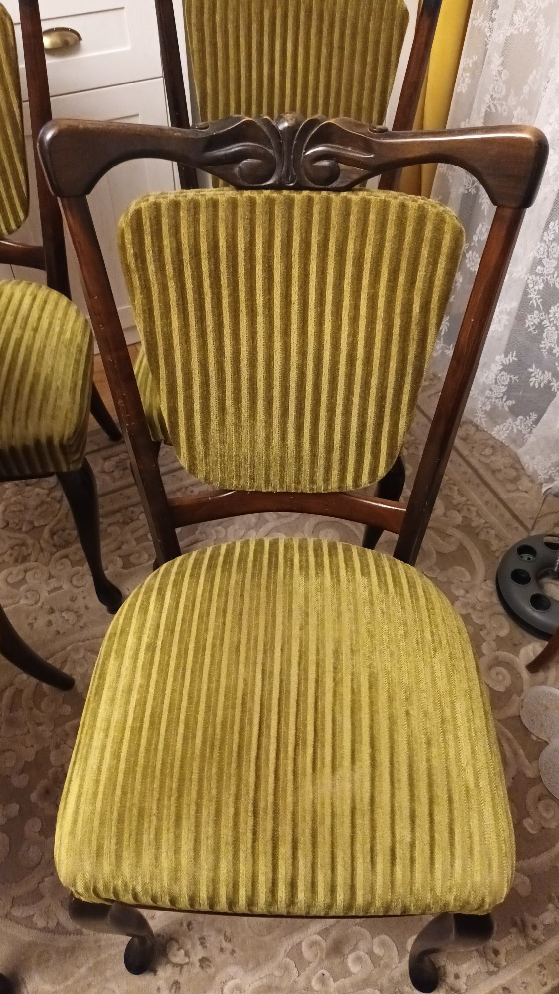 Krzesła stylowe, Ludwik.