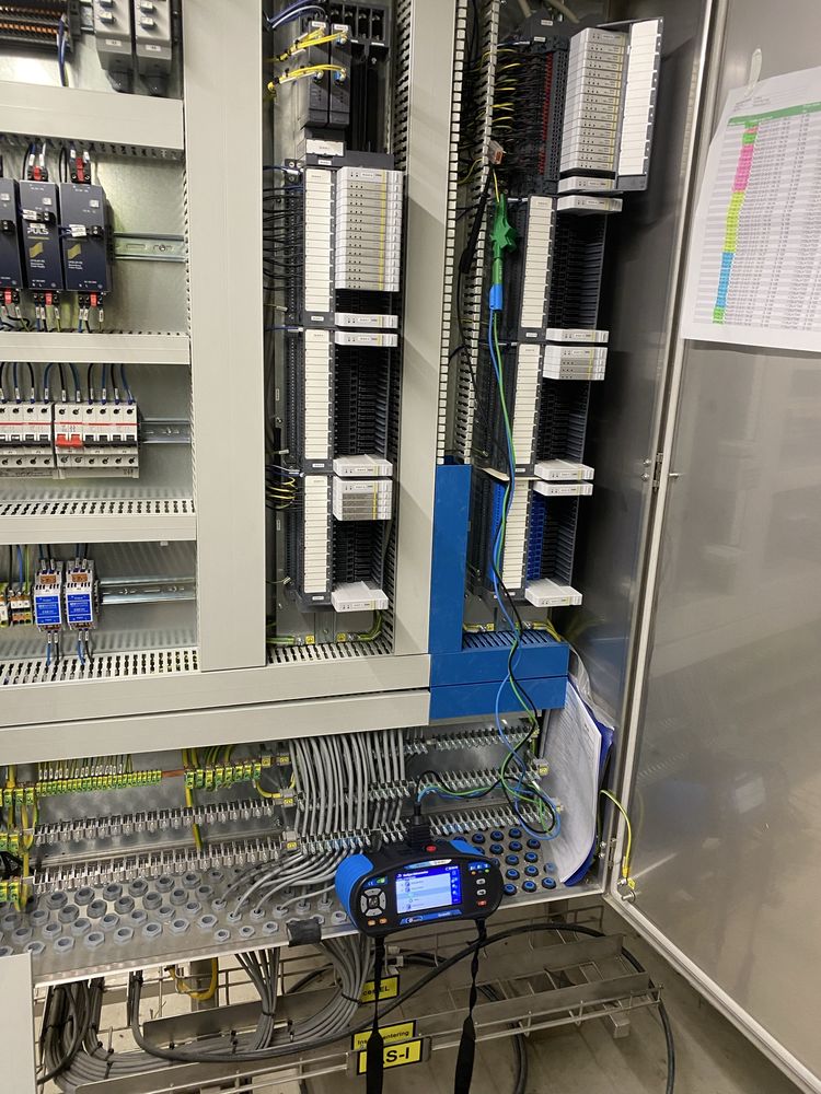 Elektryk, Przyłącza WLZ, Instalacje, Alarmy, Fotowoltaika, Smart Home
