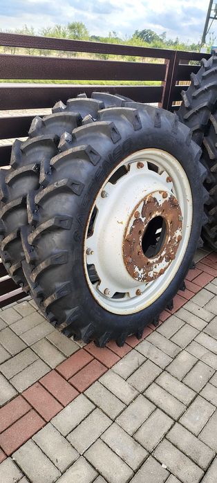 Koła wąskie międzyrzędowe 230/95 R32 i 270/95 R44 do ciągników MF, JD