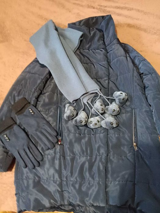 Куртка Bershka S женская синяя