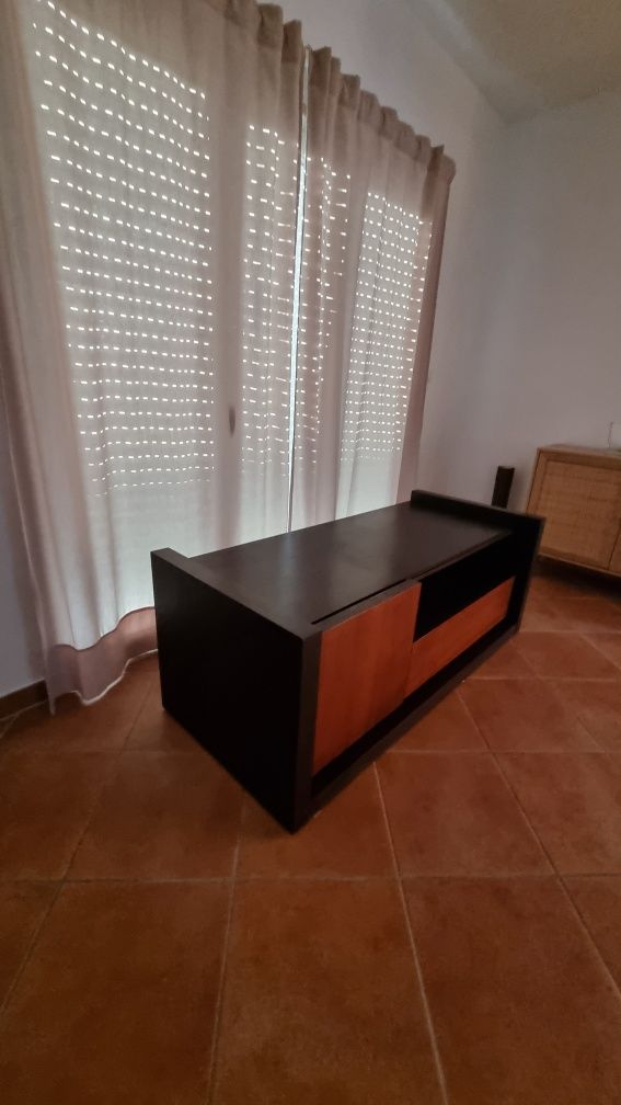 Móvel TV madeira maciça cerejeira