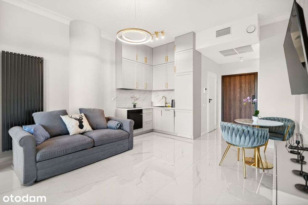 Stylowa kawalerka z balkonem w Hanza Tower!