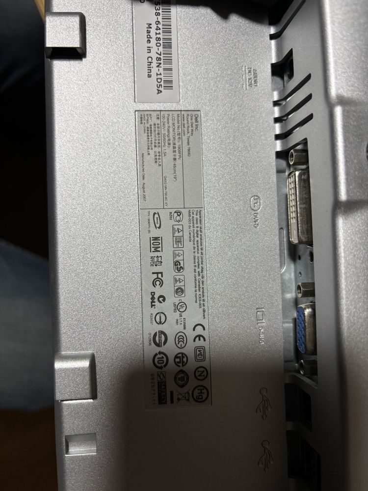 Monitor Dell Modelo 1908FPC a funcionar corretamente