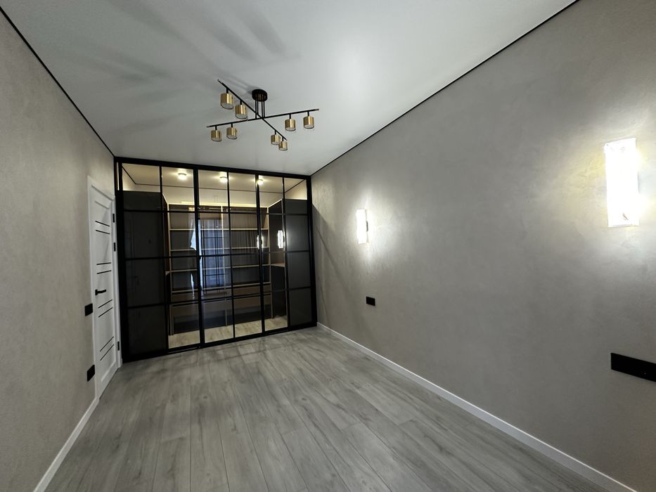 Простора 1к квартира з сучасним ремонтом! Площа 42,3 кв.м.