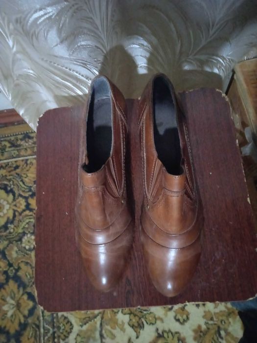Туфлі шкіряні демісезонні, устілка 25,5 см