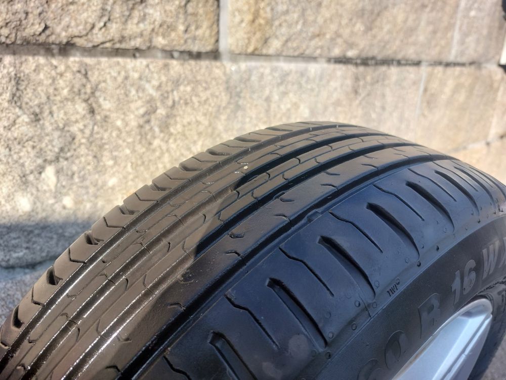 250/60R16 W XL BMW.