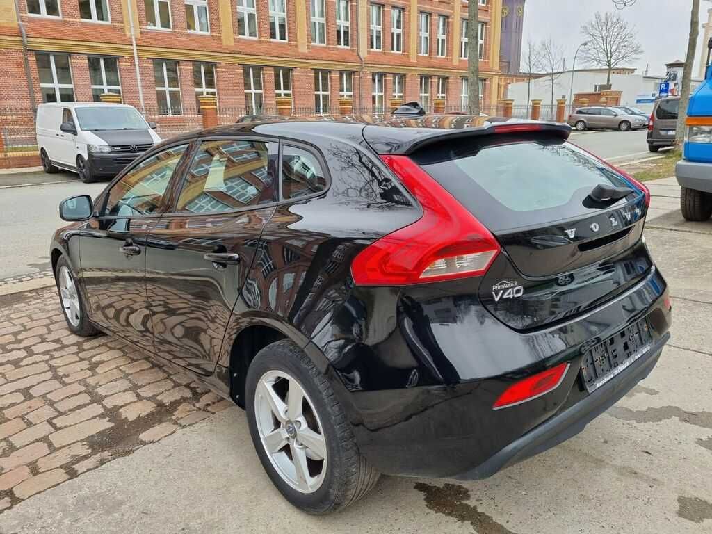 Volvo V40 1.6D 115cv (D4162T) de 2014 só ás peças