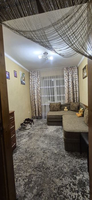 ОБМІНЯЮ 2х кімнатну квартиру на будинок