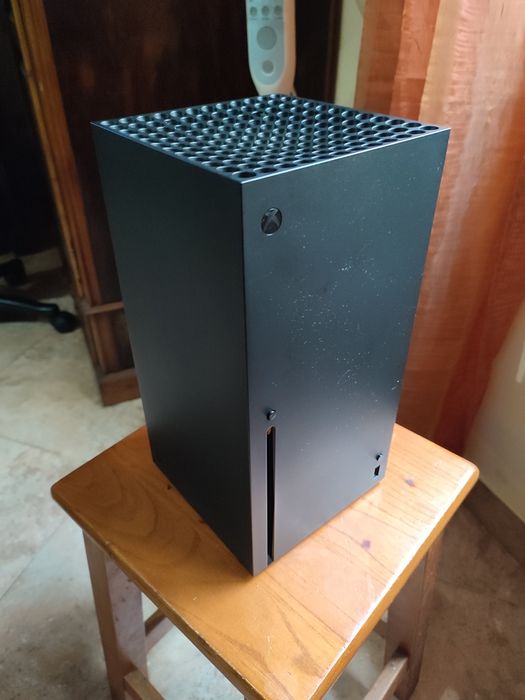 Xbox Series X (Não emite sinal de vídeo)