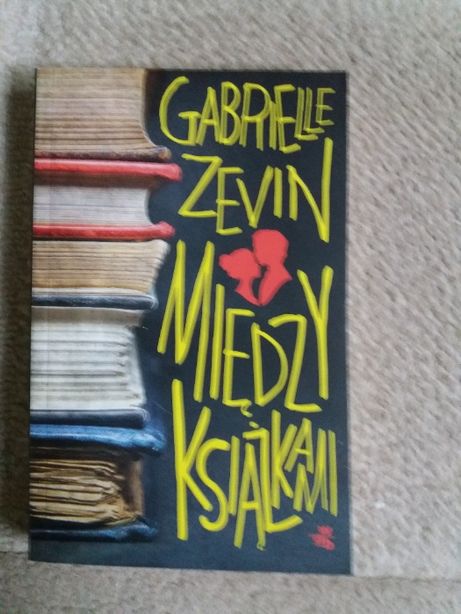 Między książkami - Gabrielle Zevin