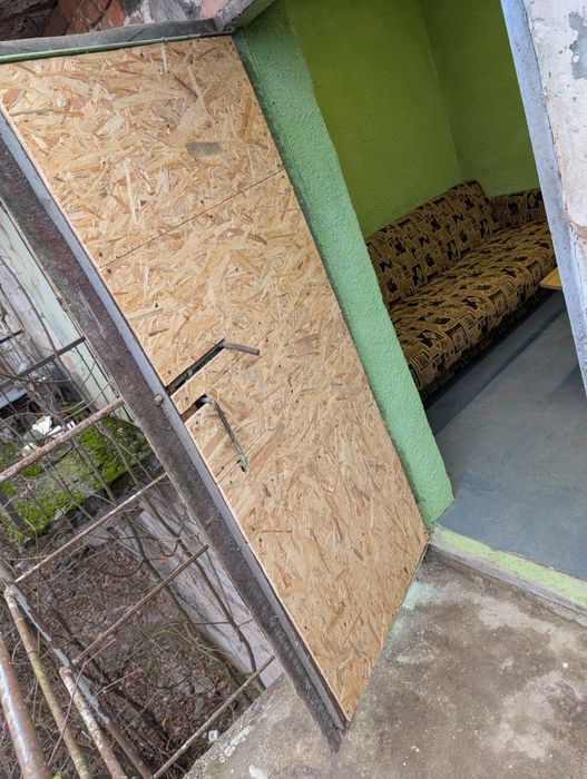 Гараж 6х4 с комнатой 4х2.2 Космонавтов , швейная фабрика