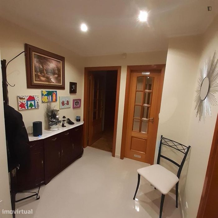 Quarto - localizado em Lisbon