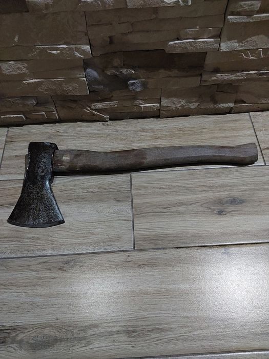 Stara kuta siekiera