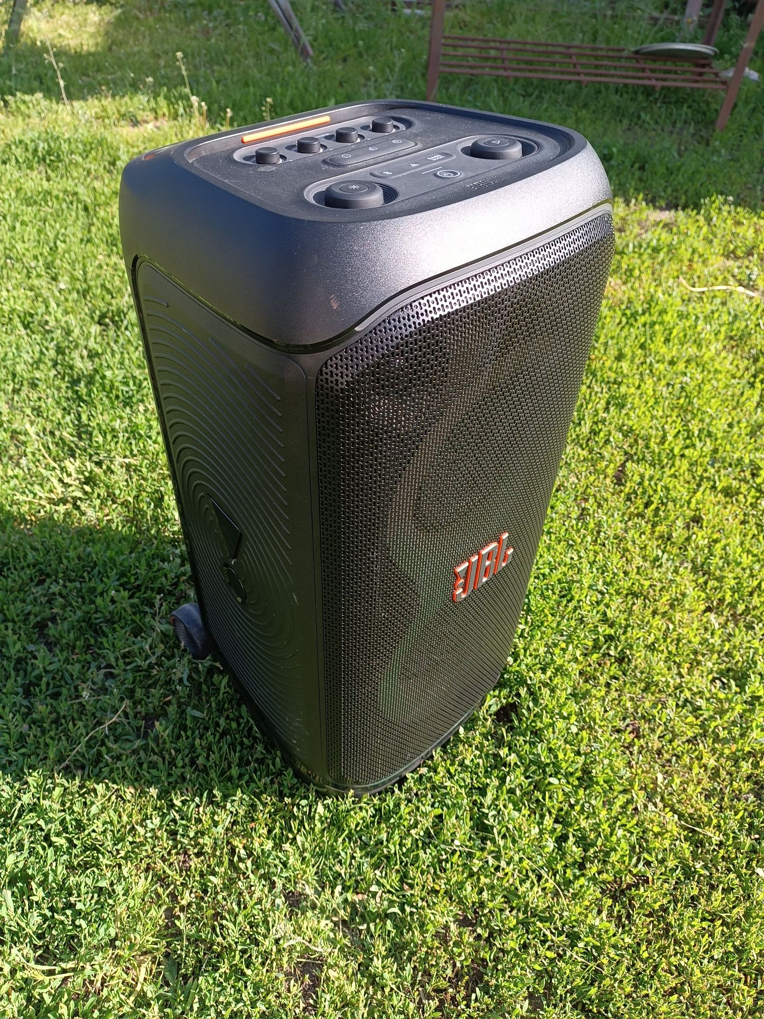 Оренда JBL Party Box 320