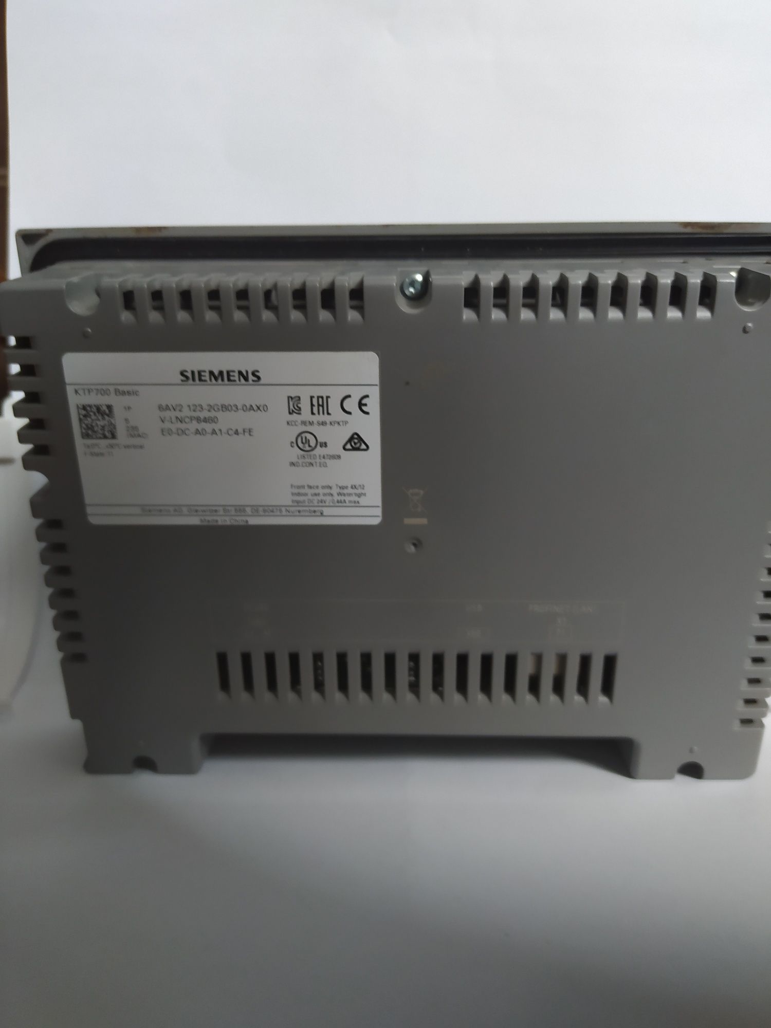siemens hmi ktp700 s7 1200 tia portal simatic op 6AV2 123-2GB03-0AX0