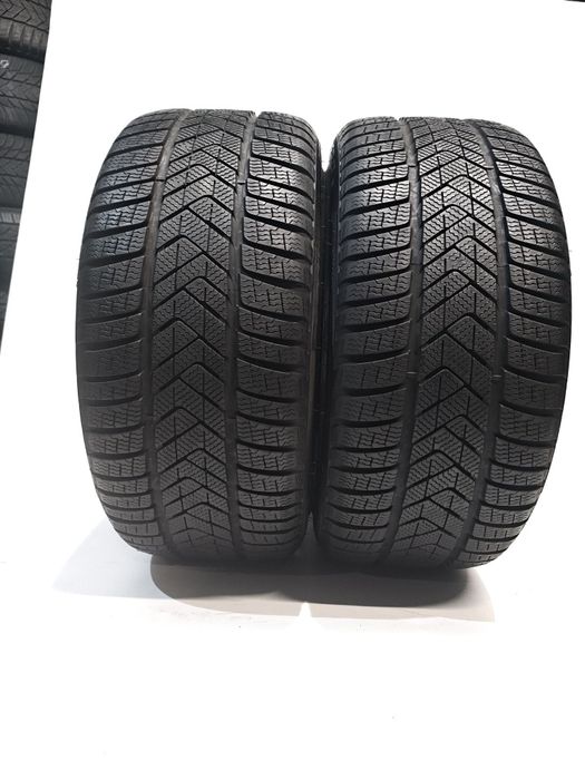 275/40/18 Pirelli Sottozero 3 MO ** 7mm-Dot 23 **