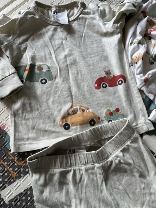 Piżamki niemowlęce H&M