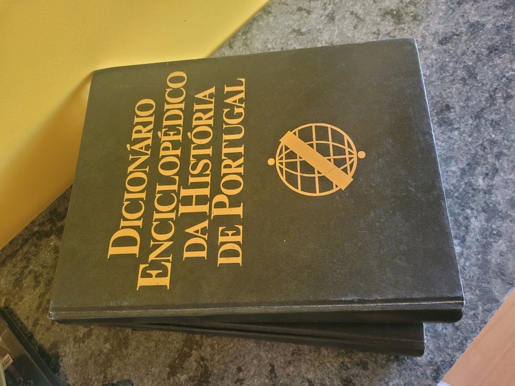 Coleções de 2 volumes cada!