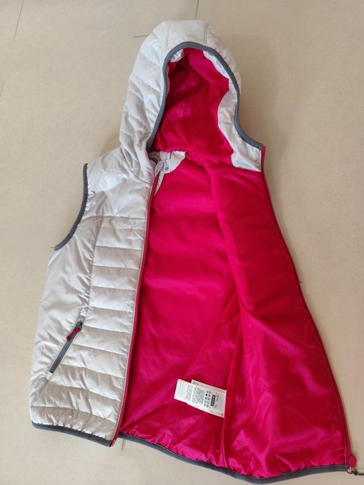 Colete acolchoado para Menina marca Quechua (Novo - 12 anos)