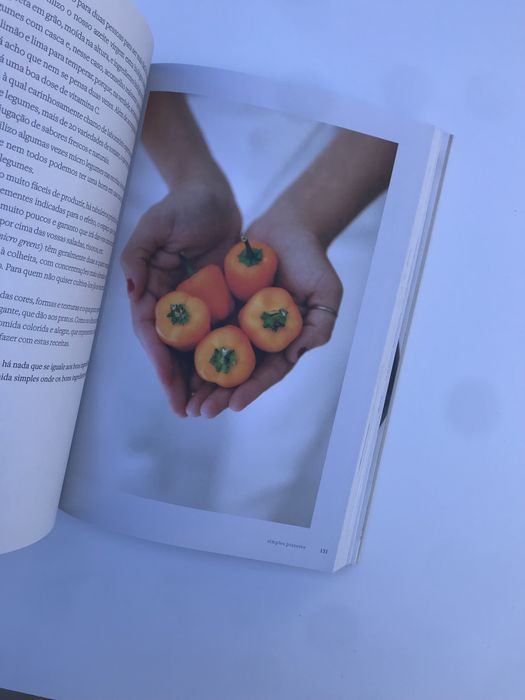 Azeite livro sobre azeite “A vida virgem extra”
