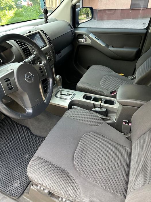 Автомобіль 4х4