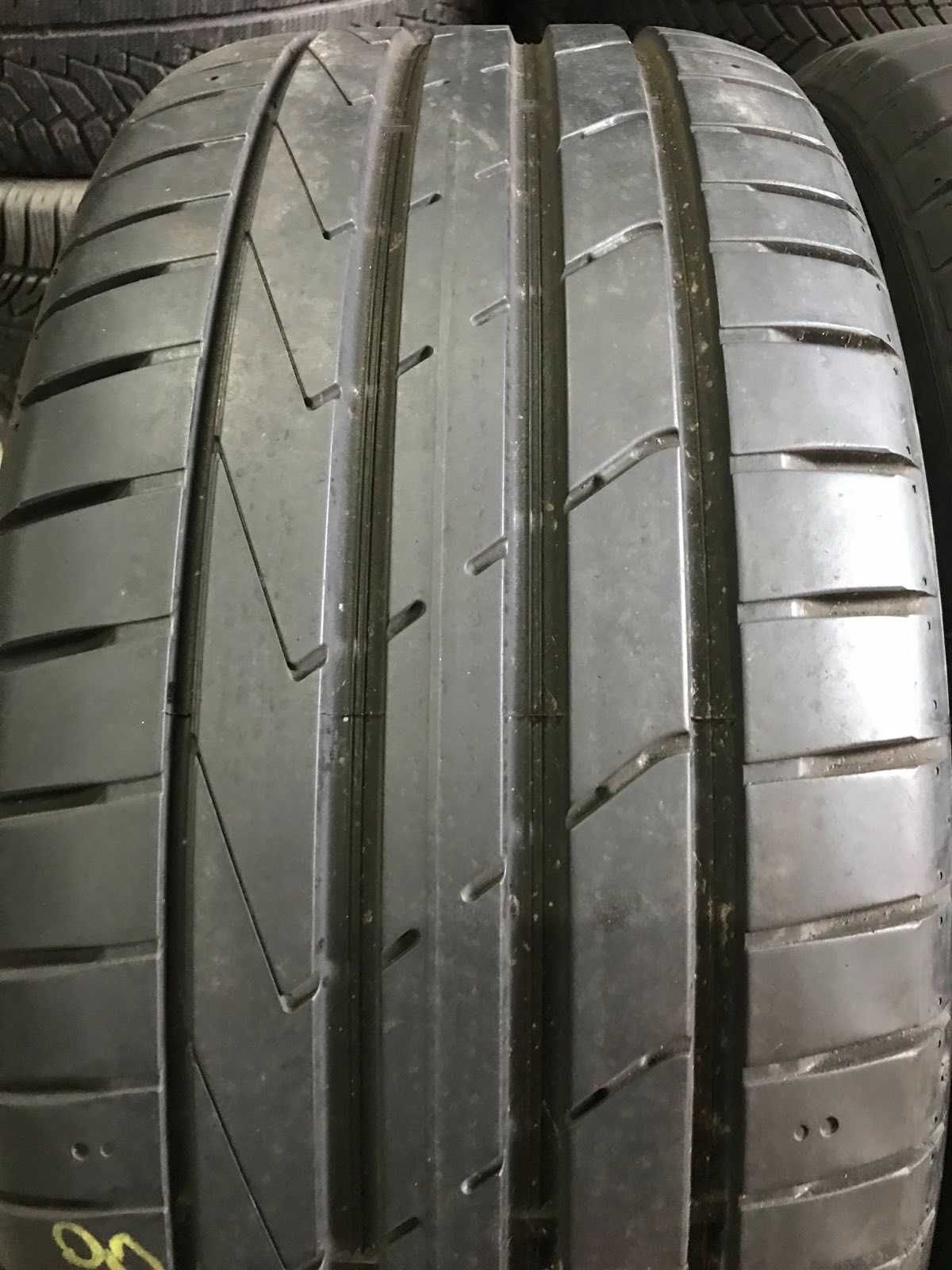 Шини Hankook 245/45r18 Пара літо б/у склад Оригінал