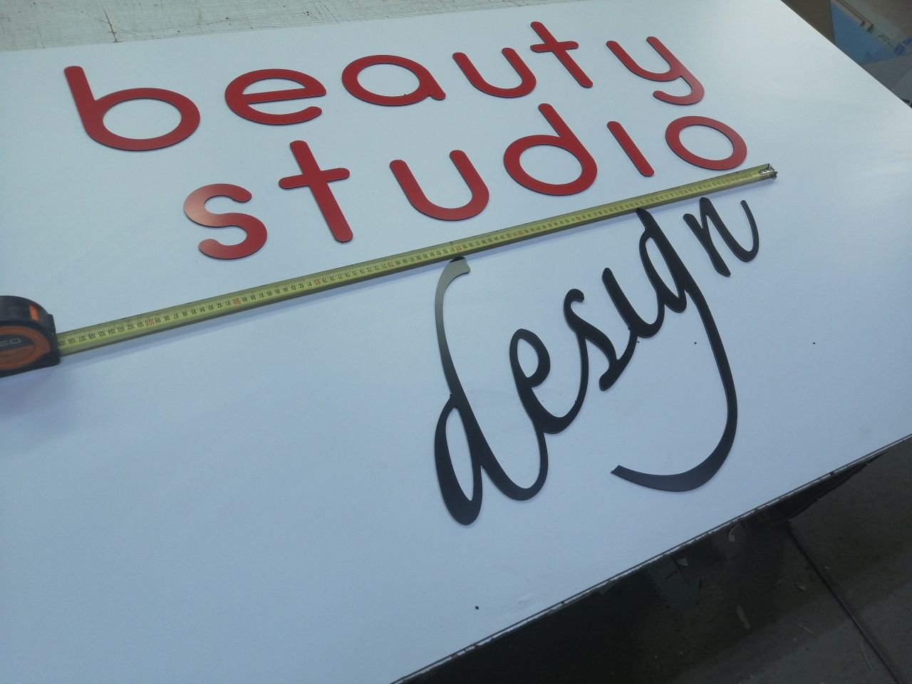 Буквы beauty studio
