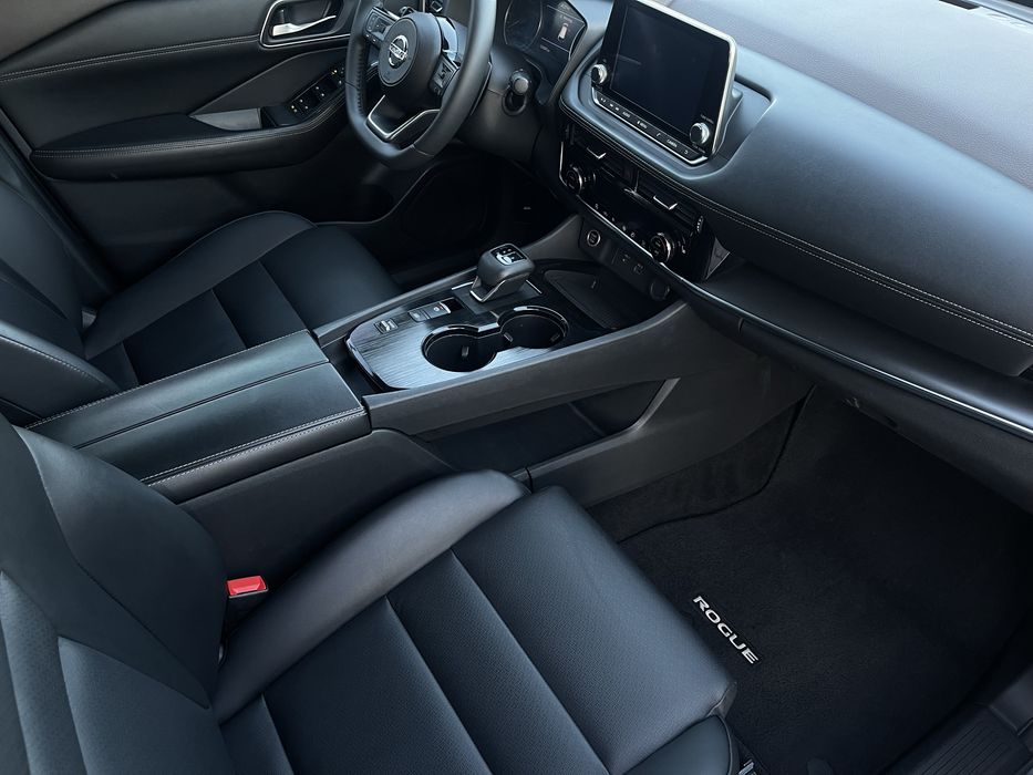 NISSAN ROGUE SV Отличное состояние