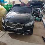 Samochód elektryczny dla dzieci Volvo