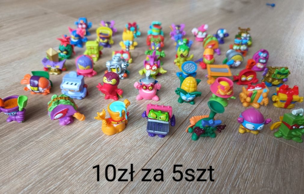 Figurki Super Things/ Super Zings