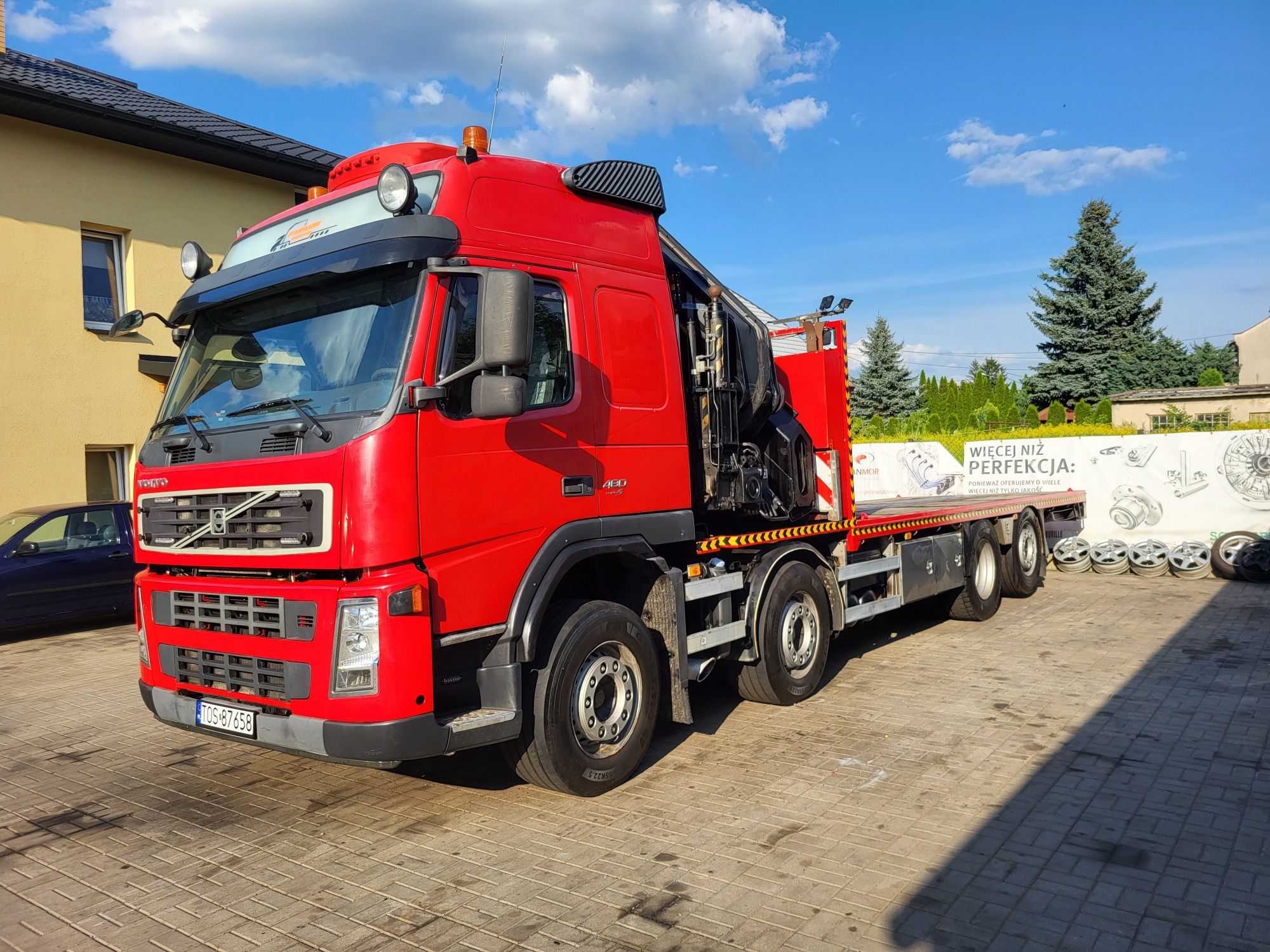 Transport HDS 15Ton kontenerów, małych domków ,garaży.