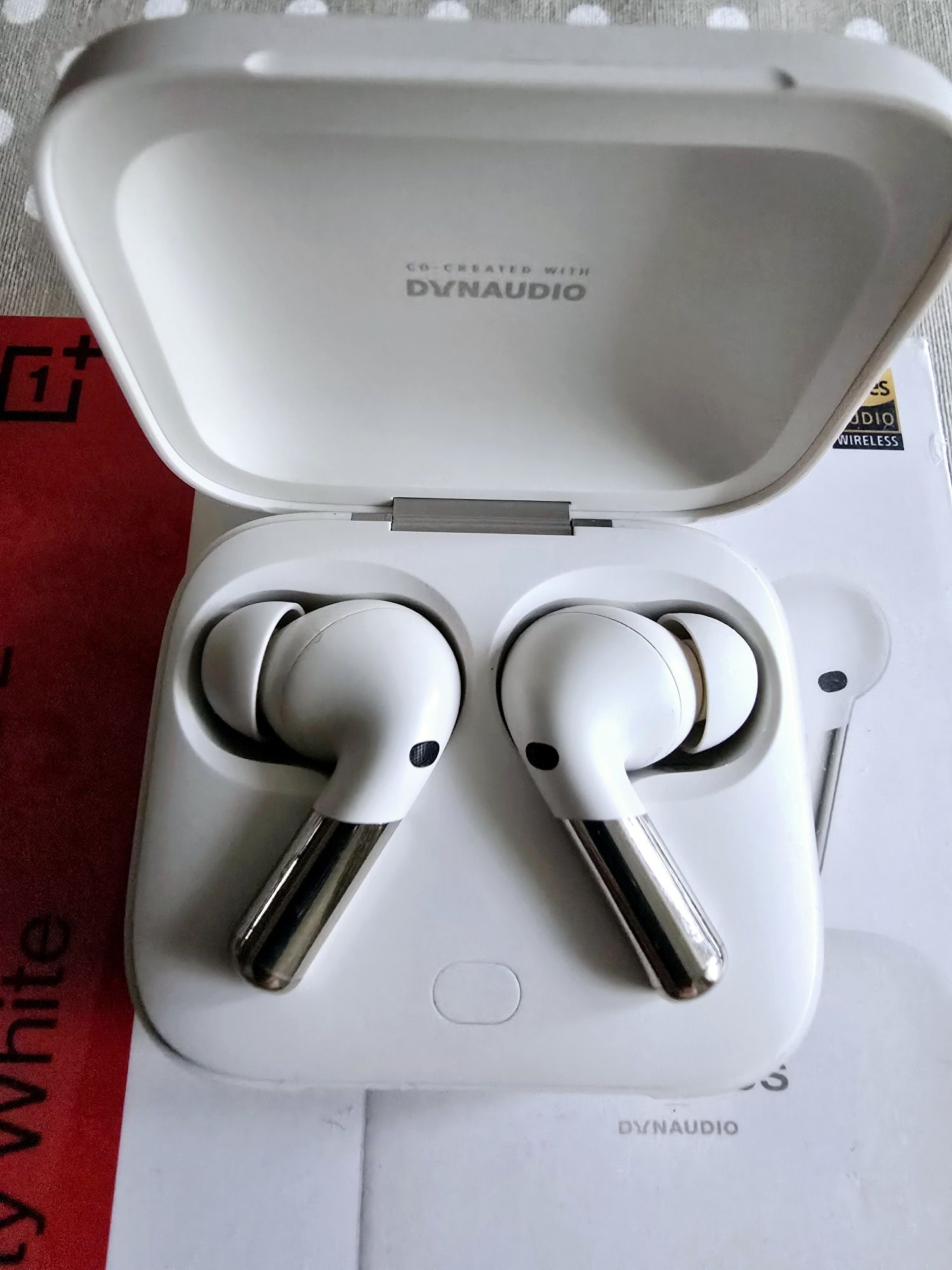 Навушники OnePlus Buds 2R