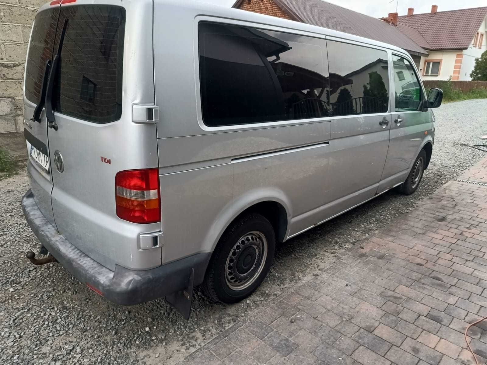 Sprzedam,Volkswagen Transporter T5 1.9 TDi 105 KM,