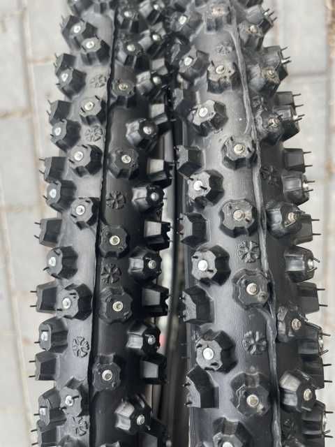 Opony rowerowe SCHWALBE z kolcami 2 szt.