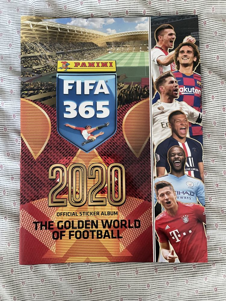 Cadernetas Panini futebol