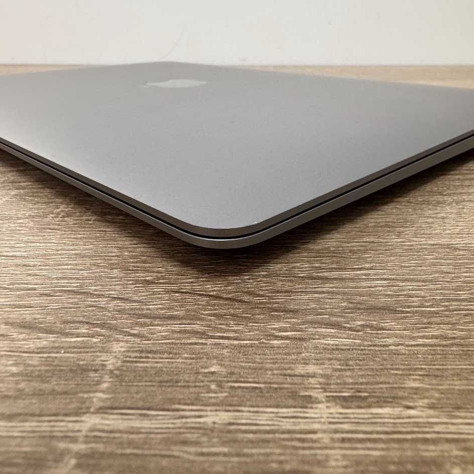 Apple Macbook Air 2020 M1 / 16Gb / SSD 256Gb - (код: M0612)